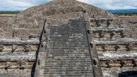 谷仓在亚冬会男子10公里短距离冬季两项中荣获铜牌，央视体育焦点报道